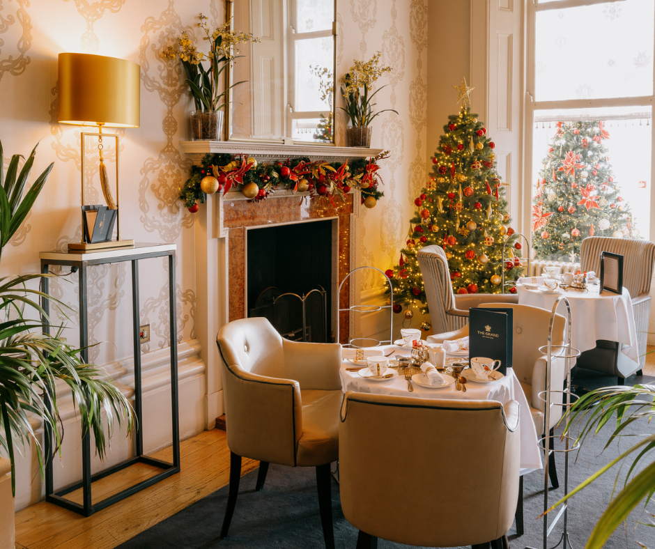 Classic Christmas Tree